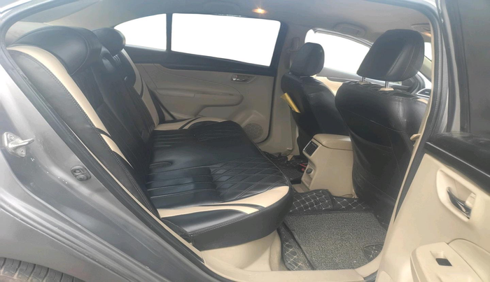 2016 Maruti Ciaz ZXI+, CNG, Manual, 92,803 km, interior