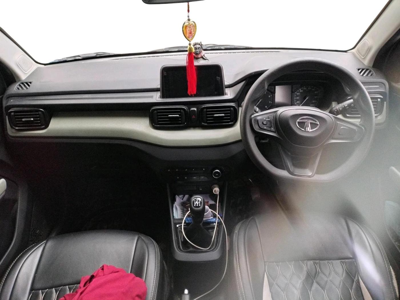 2023 Tata PUNCH ADVENTURE MT, Petrol, Manual, 94,716 km, interior