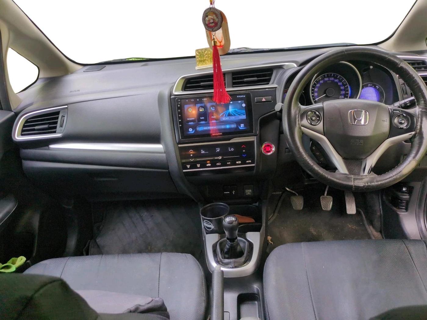 2017 Honda WR-V 1.5L I-DTEC VX MT, Diesel, Manual, 94,870 km, interior