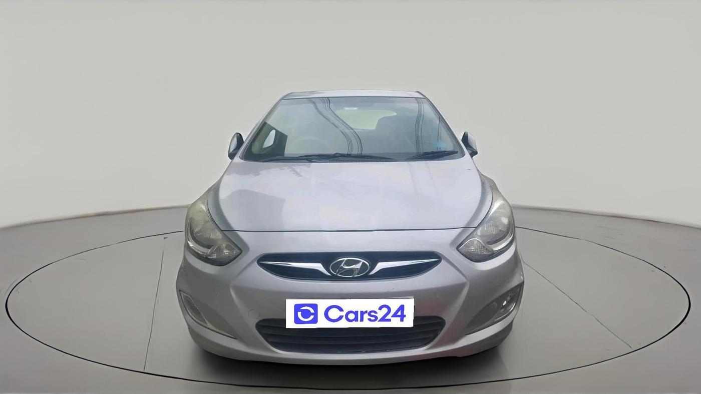 2013 Hyundai Verna FLUIDIC 1.6 VTVT SX, Petrol, Manual, 72,206 km, exterior