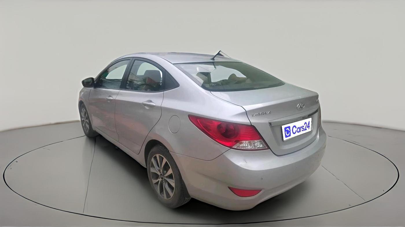 2013 Hyundai Verna FLUIDIC 1.6 VTVT SX, Petrol, Manual, 72,206 km, exterior