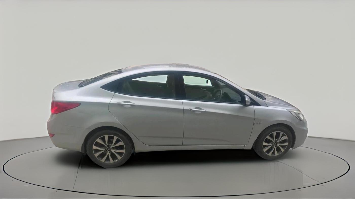 2013 Hyundai Verna FLUIDIC 1.6 VTVT SX, Petrol, Manual, 72,206 km, exterior