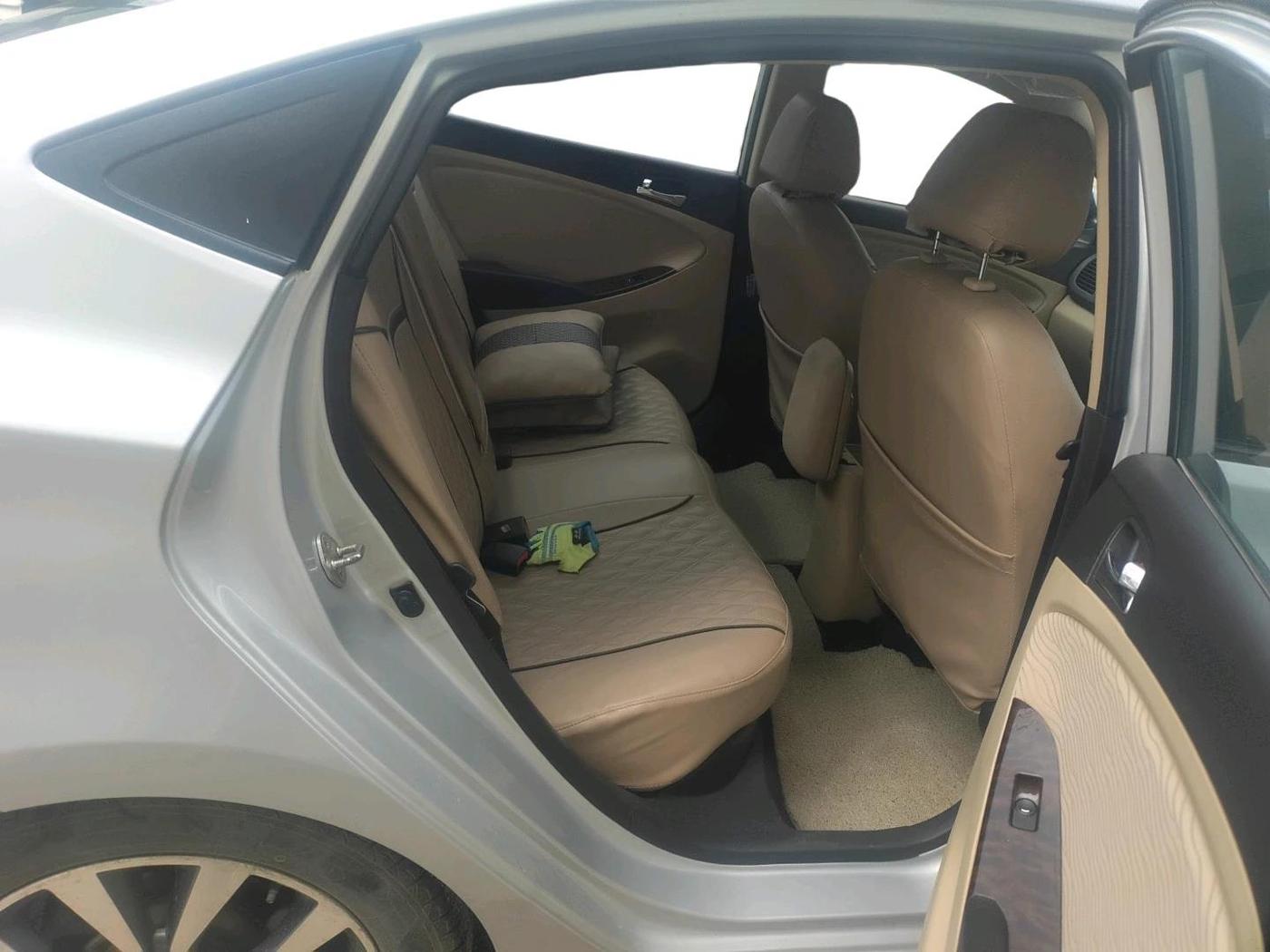 2013 Hyundai Verna FLUIDIC 1.6 VTVT SX, Petrol, Manual, 72,206 km, interior