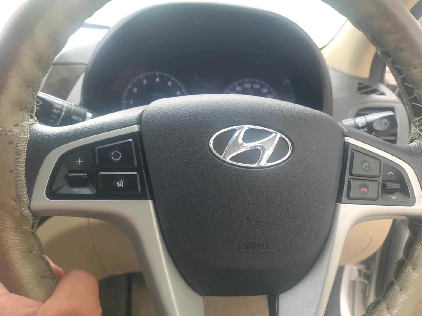 2013 Hyundai Verna FLUIDIC 1.6 VTVT SX, Petrol, Manual, 72,206 km, interior