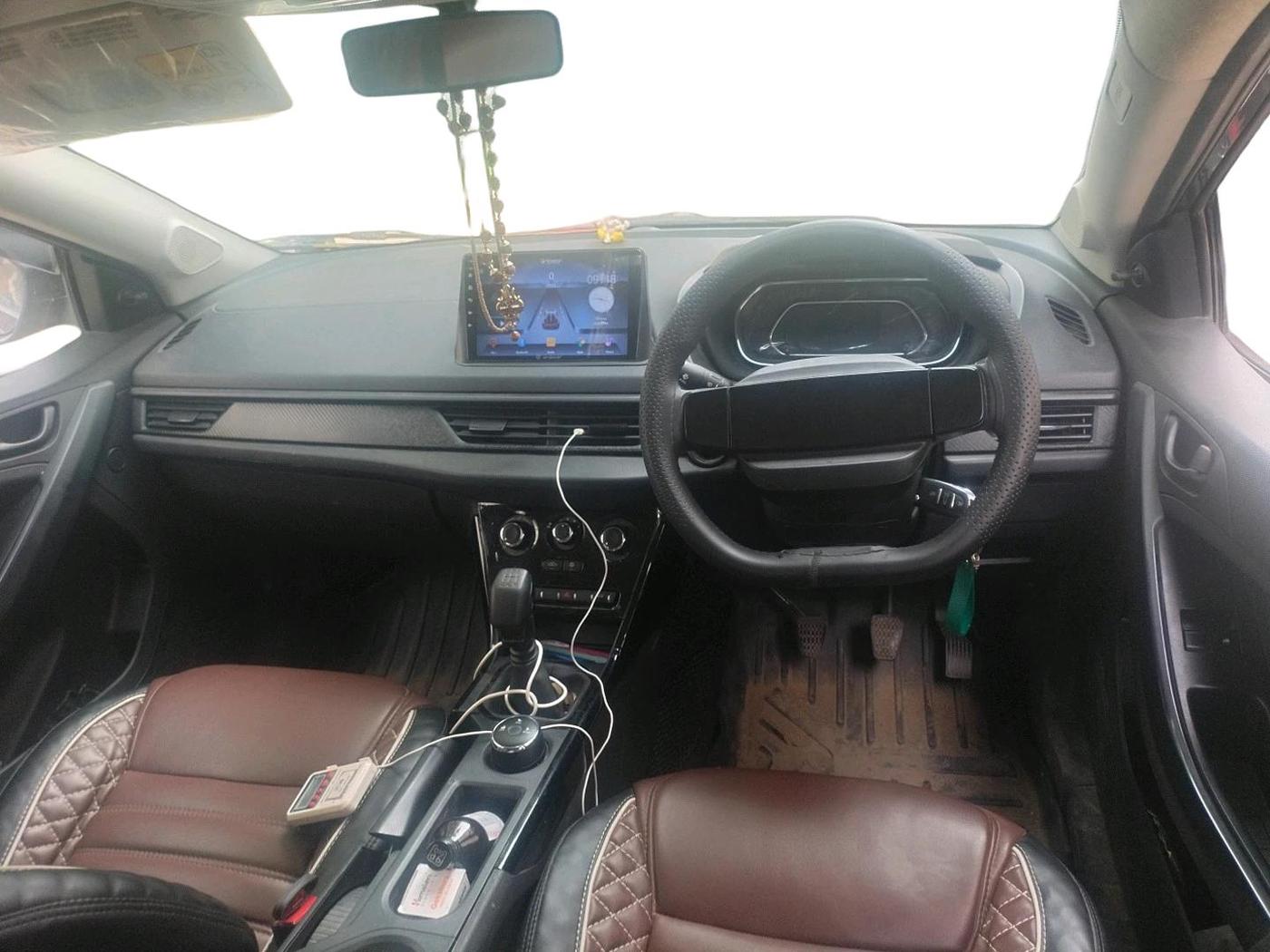 2024 Tata NEXON SMART 1.2 PETROL, Petrol, Manual, 21,986 km, interior
