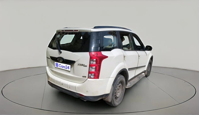 2015 Mahindra XUV500 W6, Diesel, Manual, 1,32,749 km, exterior