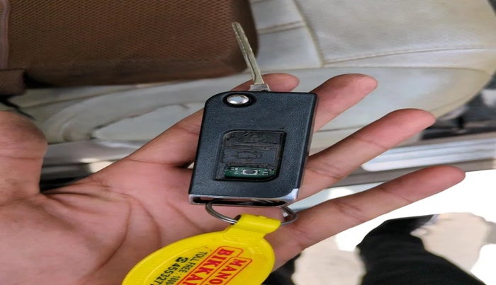 2015 Mahindra XUV500 W6, Diesel, Manual, 1,32,749 km, interior