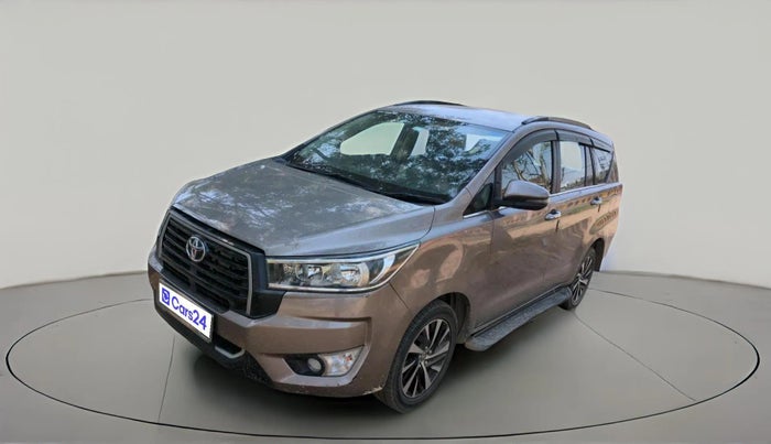 2023 Toyota Innova Crysta 2.4 GX 7STR, Diesel, Manual, 30,172 km, exterior