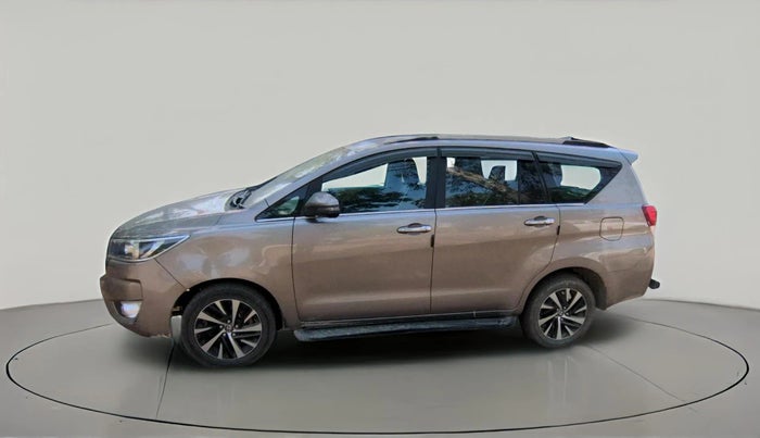 2023 Toyota Innova Crysta 2.4 GX 7STR, Diesel, Manual, 30,172 km, exterior