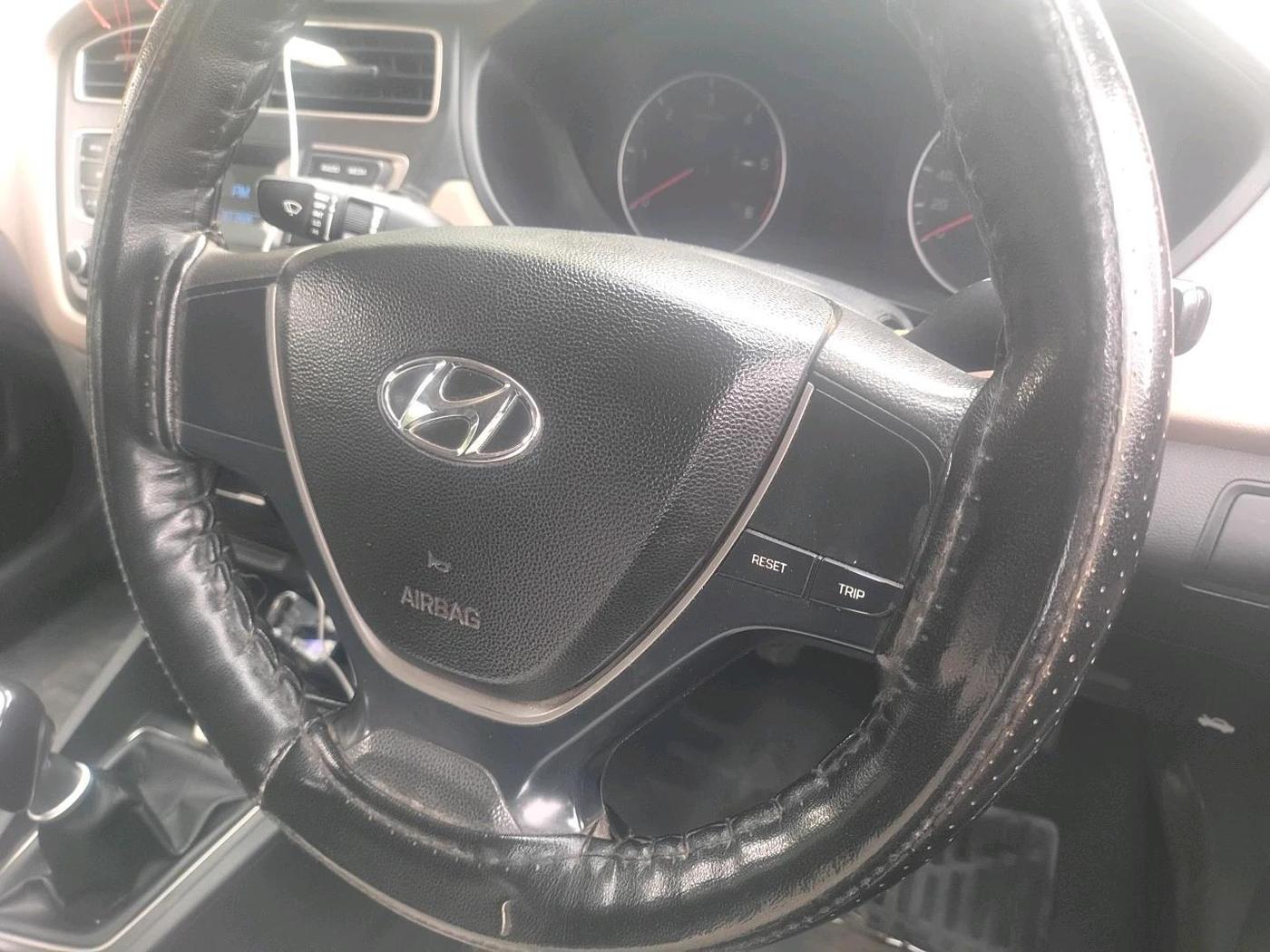 2018 Hyundai Elite i20 MAGNA EXECUTIVE 1.4 CRDI, Diesel, Manual, 1,55,205 km, interior
