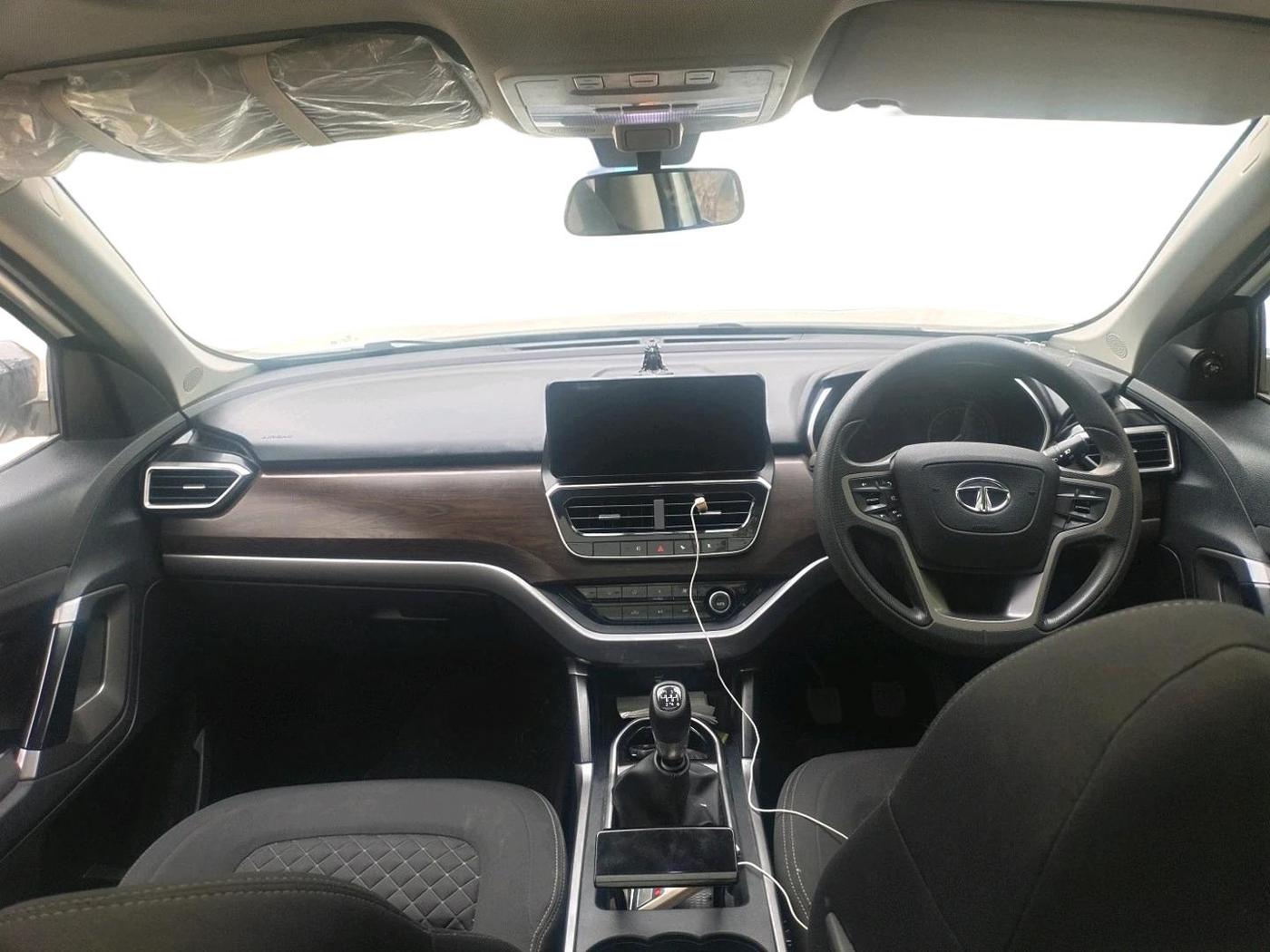 2023 Tata Harrier XT PLUS 2.0L KRYOTEC, Diesel, Manual, 45,605 km, interior