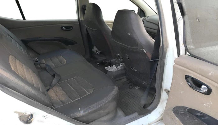 2011 Hyundai i10 MAGNA 1.2, CNG, Manual, 2,10,643 km, interior