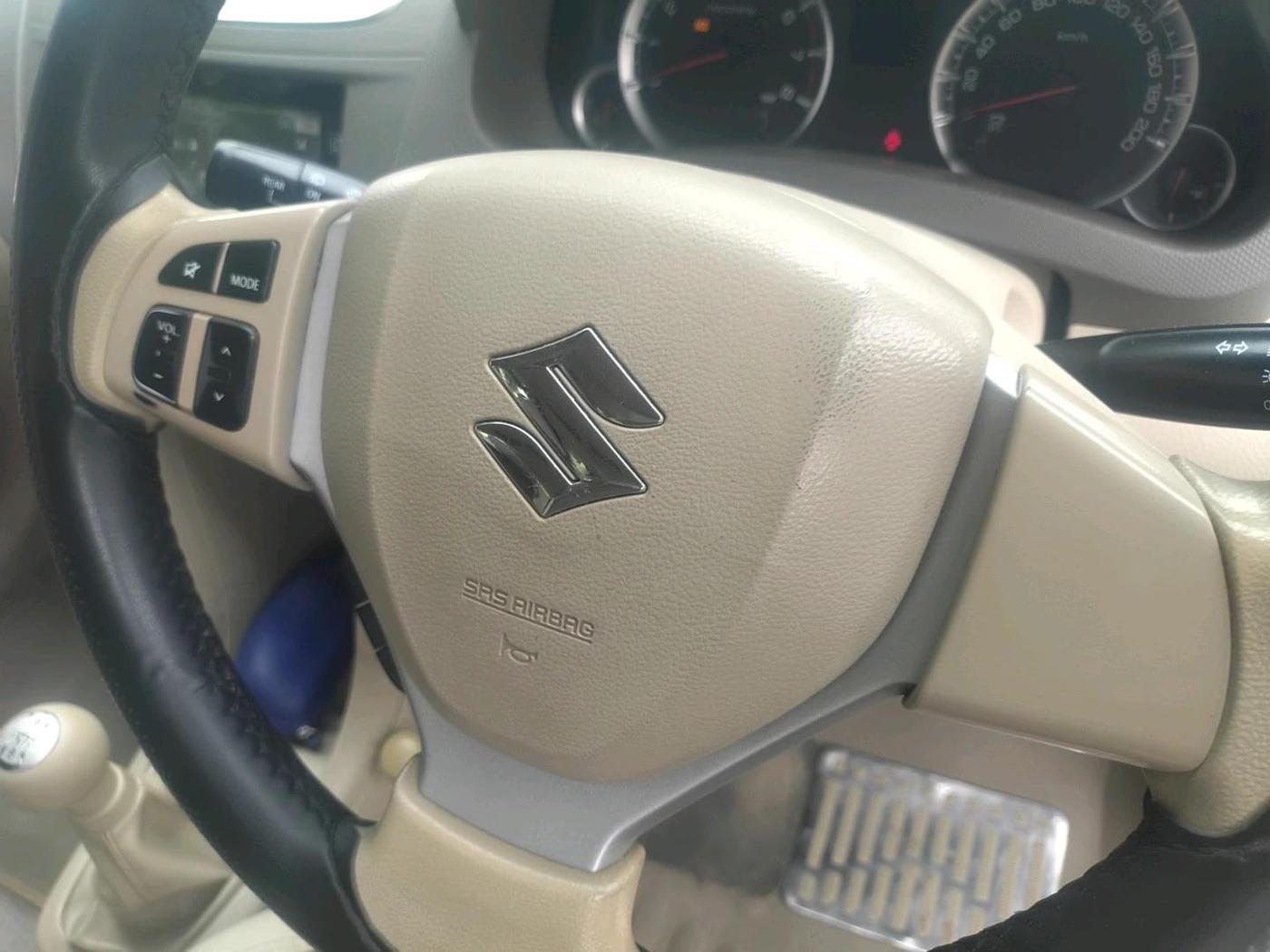 2015 Maruti Ertiga ZXI+, Petrol, Manual, 65,130 km, interior