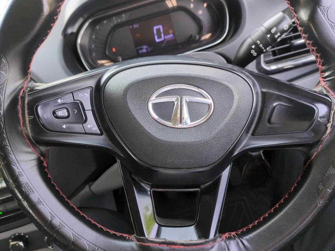 2023 Tata Tiago XT CNG, CNG, Manual, 54,961 km, interior