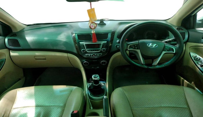 2015 Hyundai Verna FLUIDIC 1.6 CRDI SX 4S, Diesel, Manual, 1,35,804 km, interior