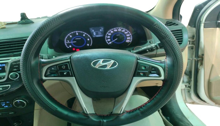 2015 Hyundai Verna FLUIDIC 1.6 CRDI SX 4S, Diesel, Manual, 1,35,804 km, interior