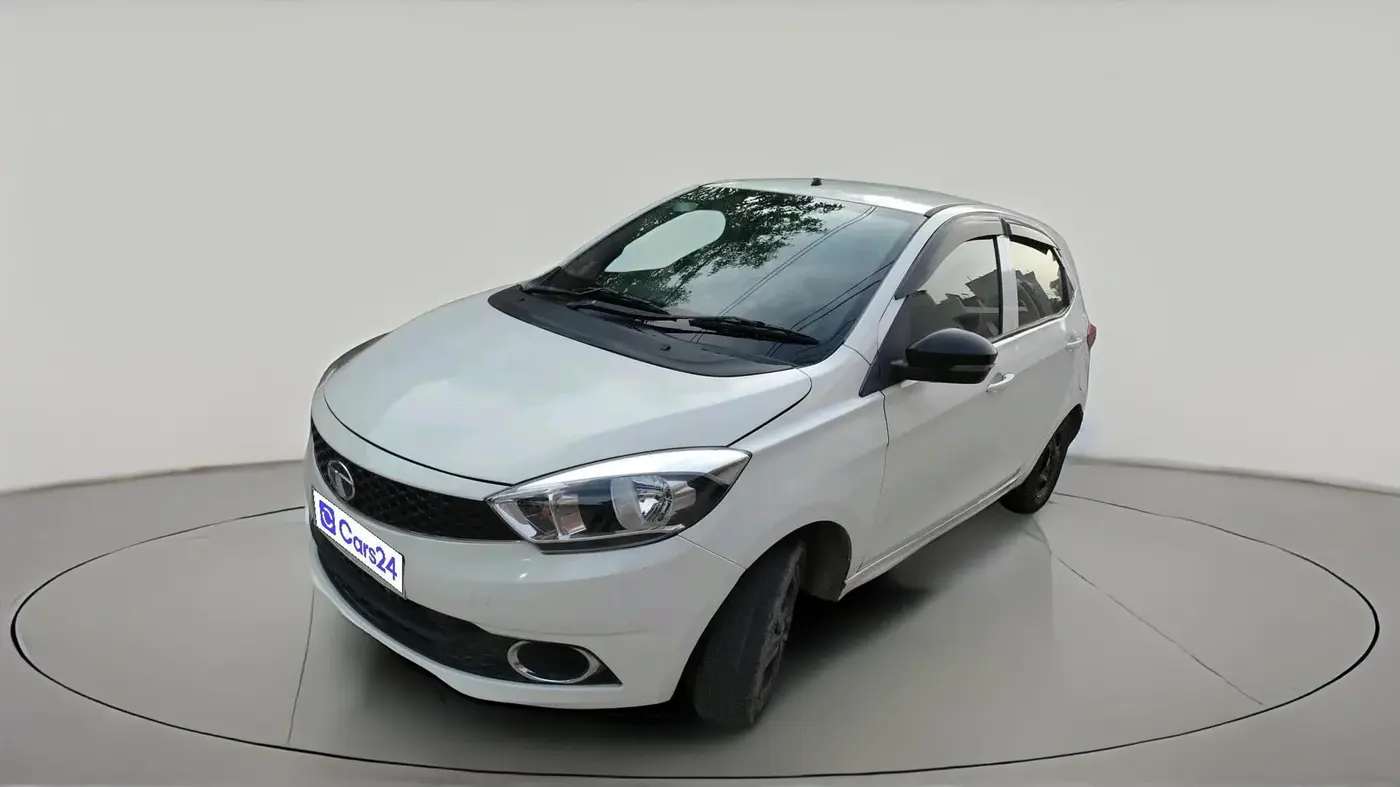 2019 Tata Tiago XZ PETROL, CNG, Manual, 1,04,392 km, exterior