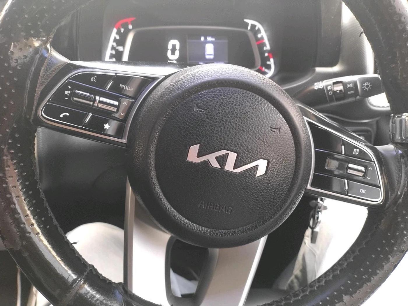 2023 KIA SONET HTK PLUS 1.2, Petrol, Manual, 91,633 km, interior