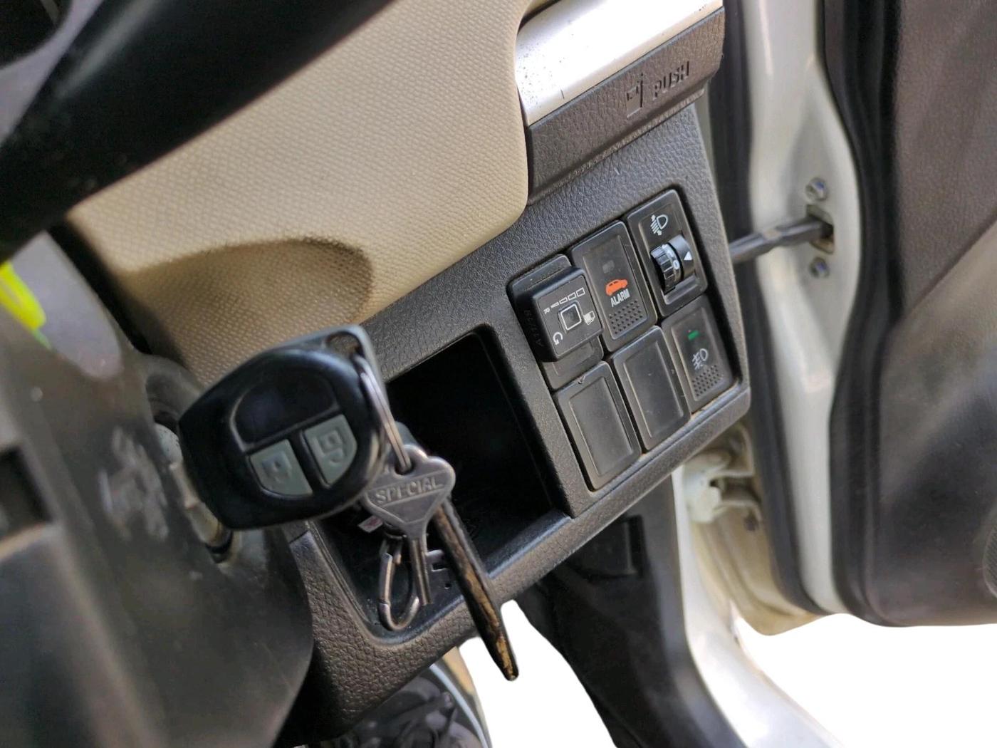 2017 Maruti Wagon R 1.0 VXI, CNG, Manual, 1,01,540 km, interior