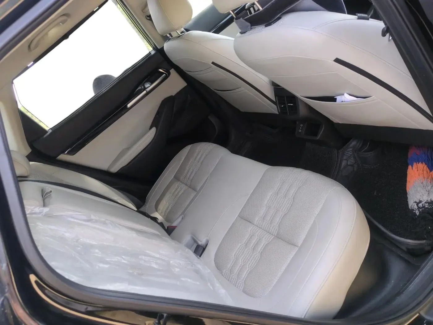 2024 KIA SELTOS  HTX 1.5 PETROL MT, Petrol, Manual, 56,982 km, interior