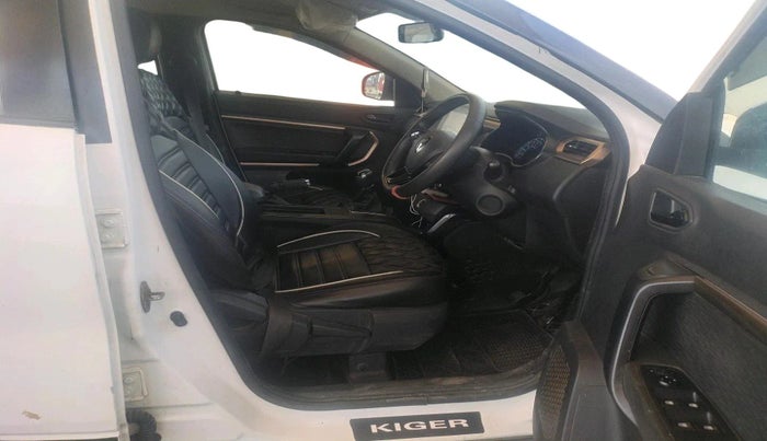 2021 Renault Kiger RXT MT, Petrol, Manual, 92,281 km, interior