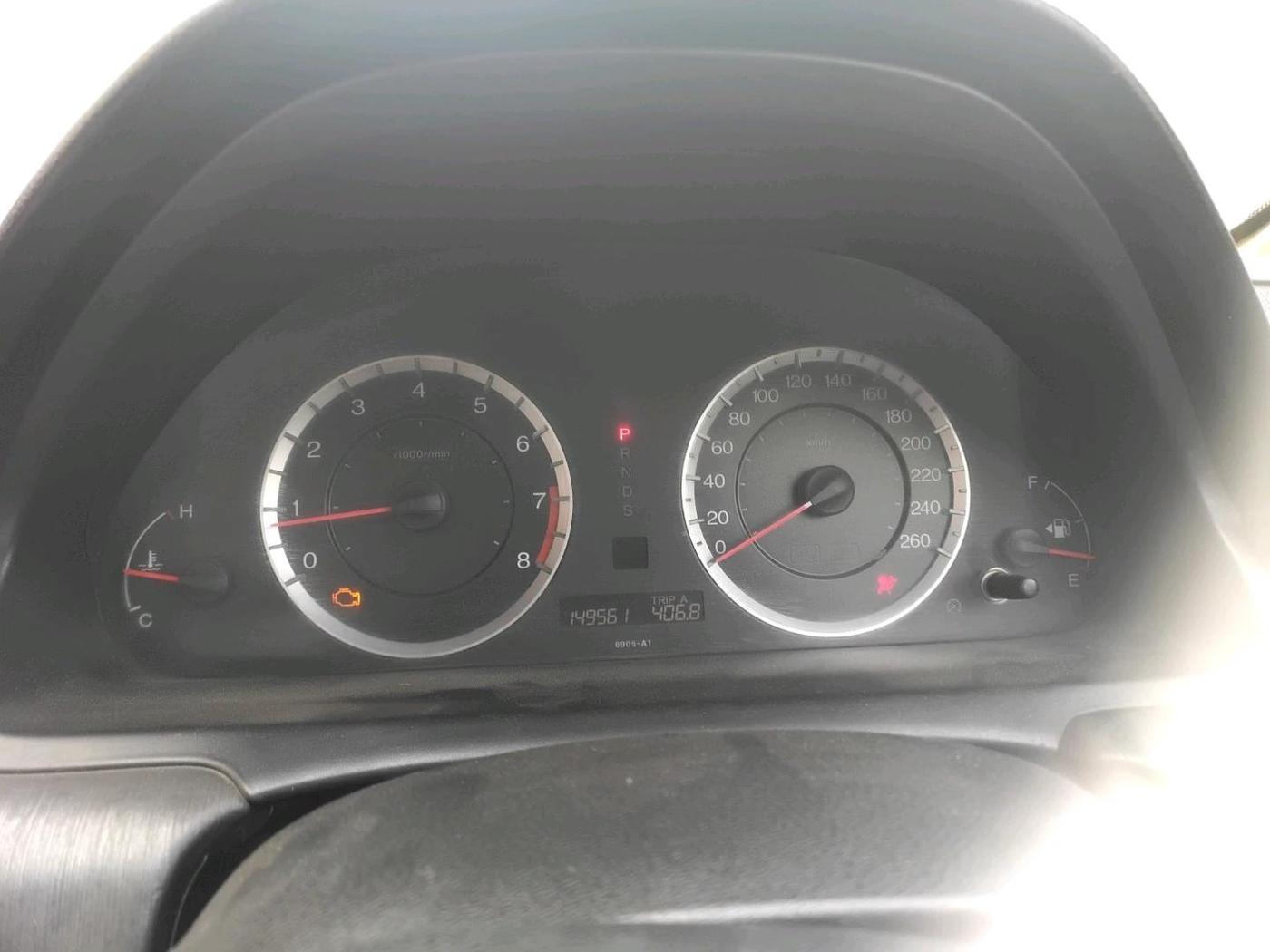 2011 Honda Accord 2.4L I-VTEC AT, CNG, Automatic, 1,49,561 km, interior