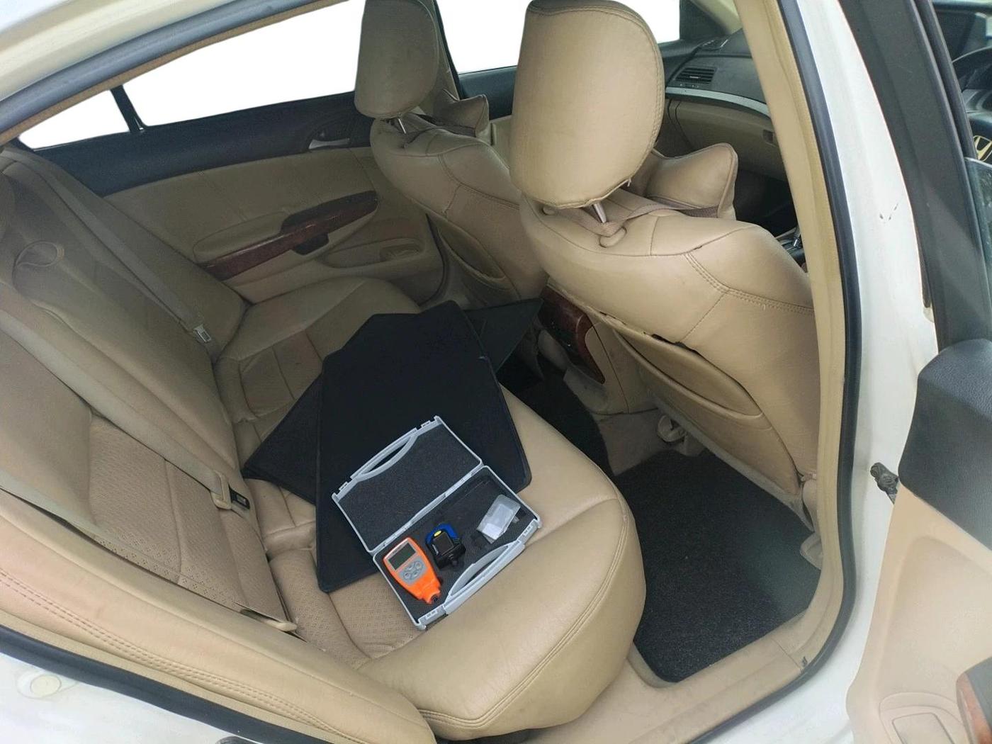 2011 Honda Accord 2.4L I-VTEC AT, CNG, Automatic, 1,49,561 km, interior