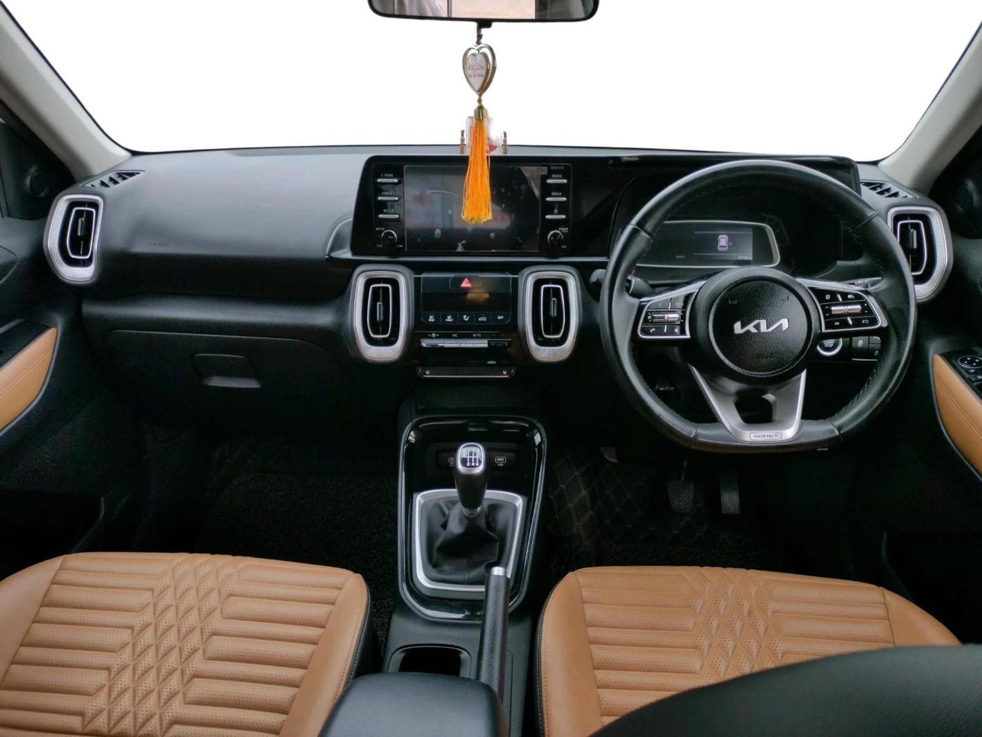 2024 KIA SONET HTX 1.5 DIESEL IMT, Diesel, Manual, 20,756 km, interior