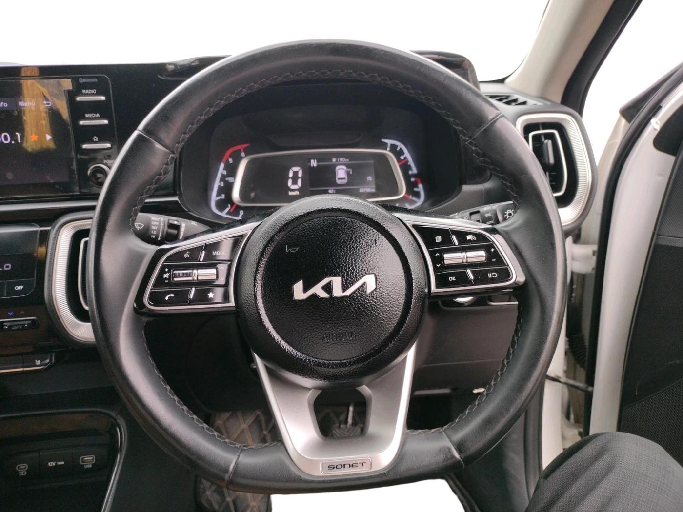 2024 KIA SONET HTX 1.5 DIESEL IMT, Diesel, Manual, 20,756 km, interior