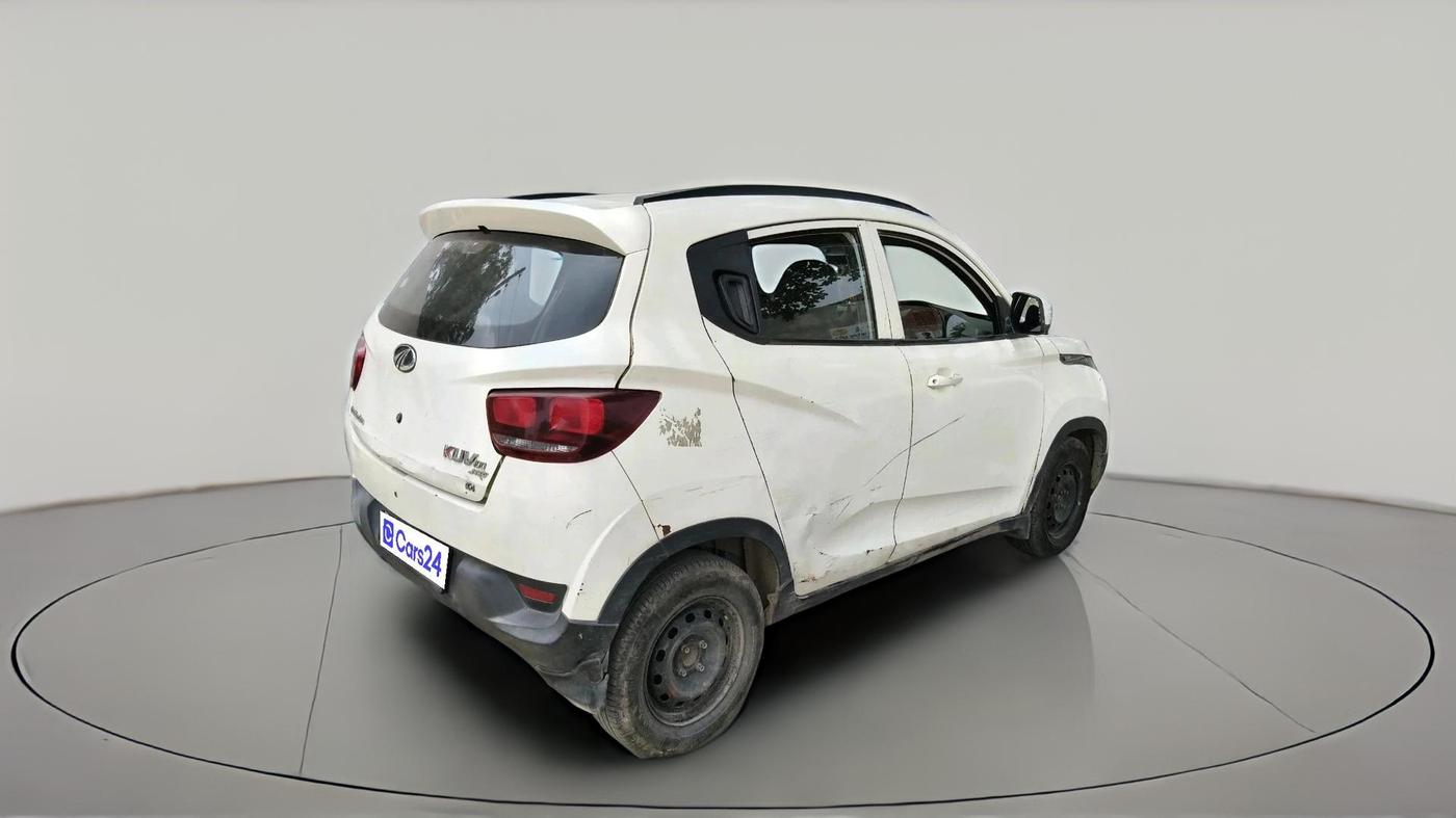 2016 Mahindra Kuv100 K4 D 6 STR, Diesel, Manual, 2,15,258 km, exterior