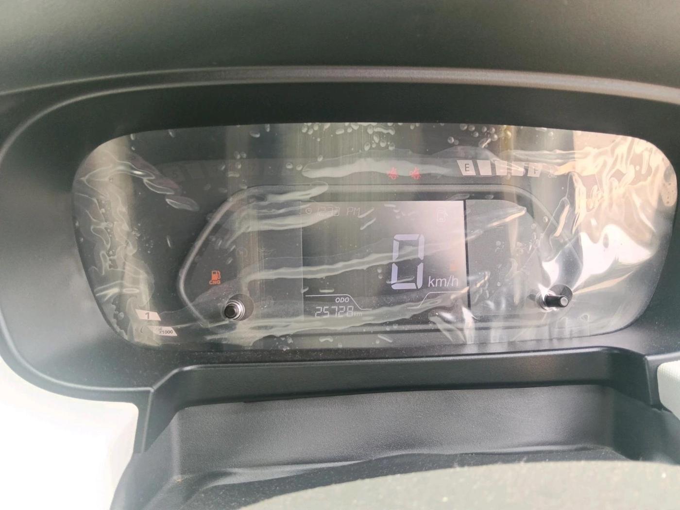 2025 Tata PUNCH PURE MT CNG, CNG, Manual, 25,728 km, interior