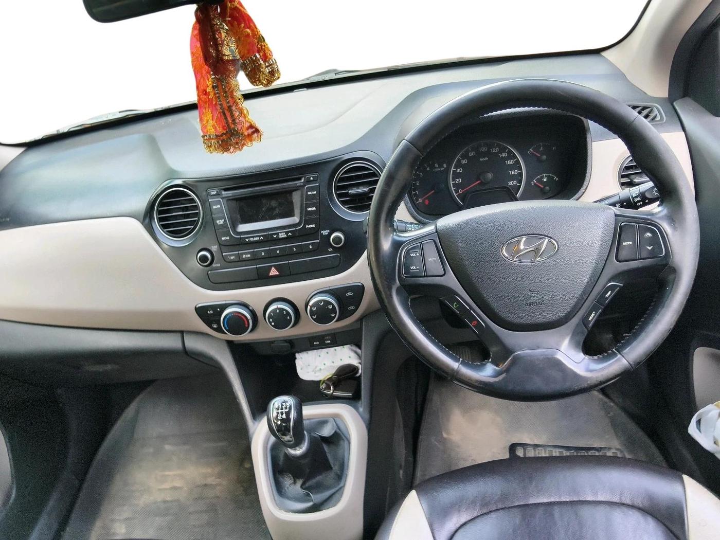 2014 Hyundai Grand i10 ASTA 1.1 CRDI (O), Diesel, Manual, 94,245 km, interior