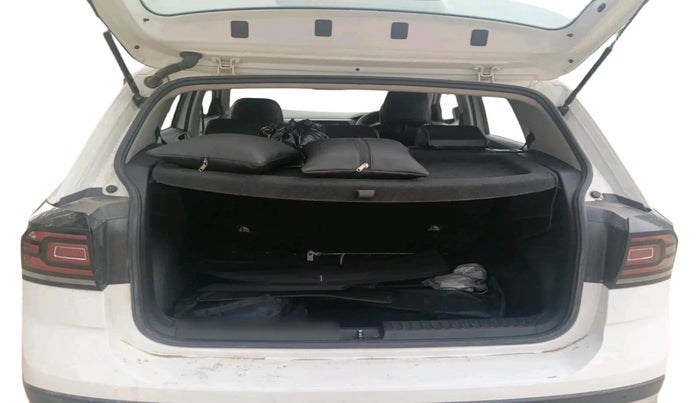 2023 Volkswagen TAIGUN COMFORTLINE 1.0 TSI MT, Petrol, Manual, 45,700 km, exterior