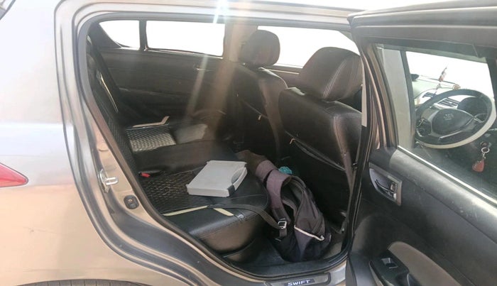 2015 Maruti Swift VXI, CNG, Manual, 92,354 km, interior