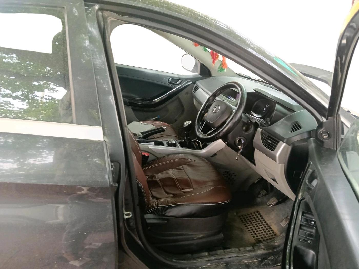 2019 Tata NEXON XM DIESEL, Diesel, Manual, 1,37,705 km, interior