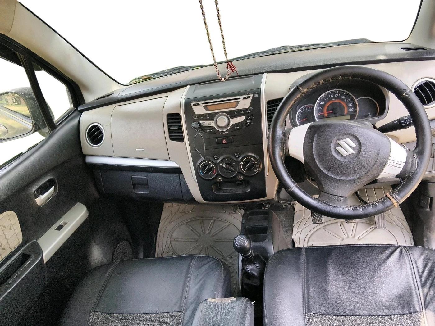 2015 Maruti Wagon R 1.0 VXI, CNG, Manual, 1,01,078 km, interior