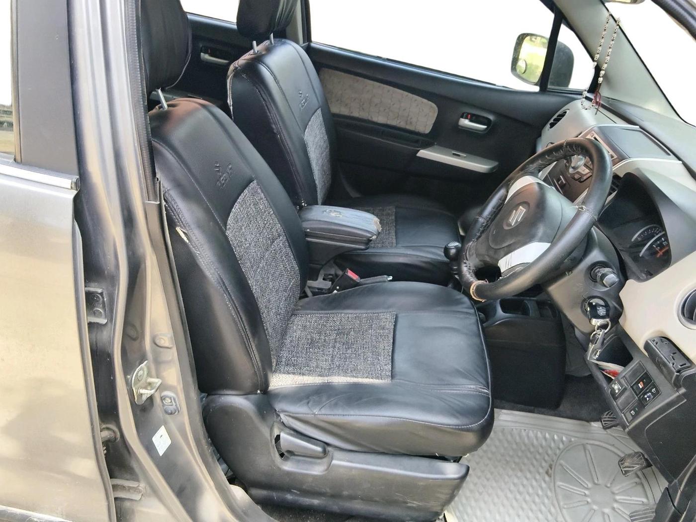 2015 Maruti Wagon R 1.0 VXI, CNG, Manual, 1,01,078 km, interior