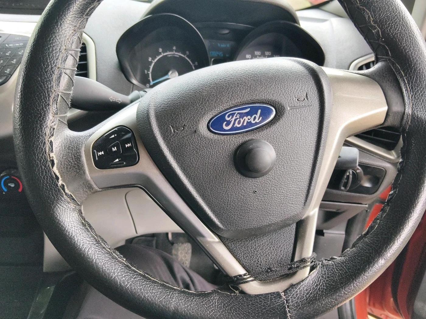 2015 Ford Ecosport TREND 1.5L PETROL, Petrol, Manual, 1,08,245 km, interior