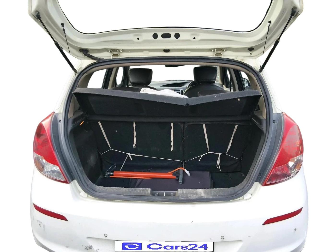 2012 Hyundai i20 SPORTZ 1.4 CRDI, Diesel, Manual, 1,20,762 km, exterior