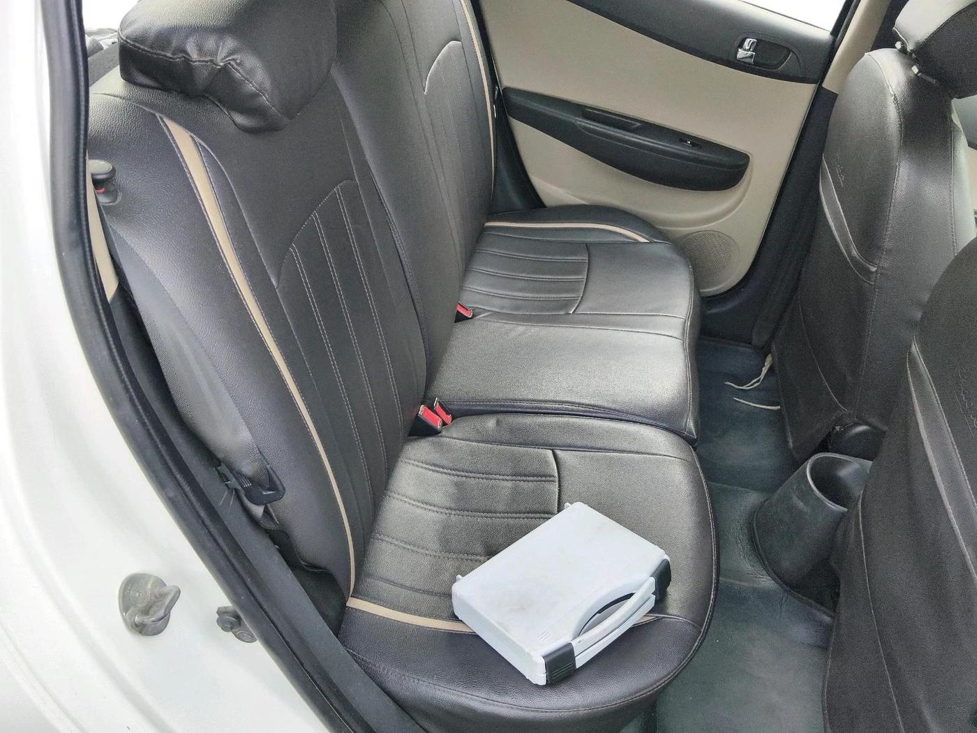 2012 Hyundai i20 SPORTZ 1.4 CRDI, Diesel, Manual, 1,20,762 km, interior