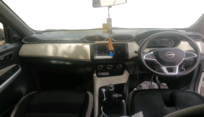 2023 Nissan MAGNITE XE, Petrol, Manual, 15,685 km, interior