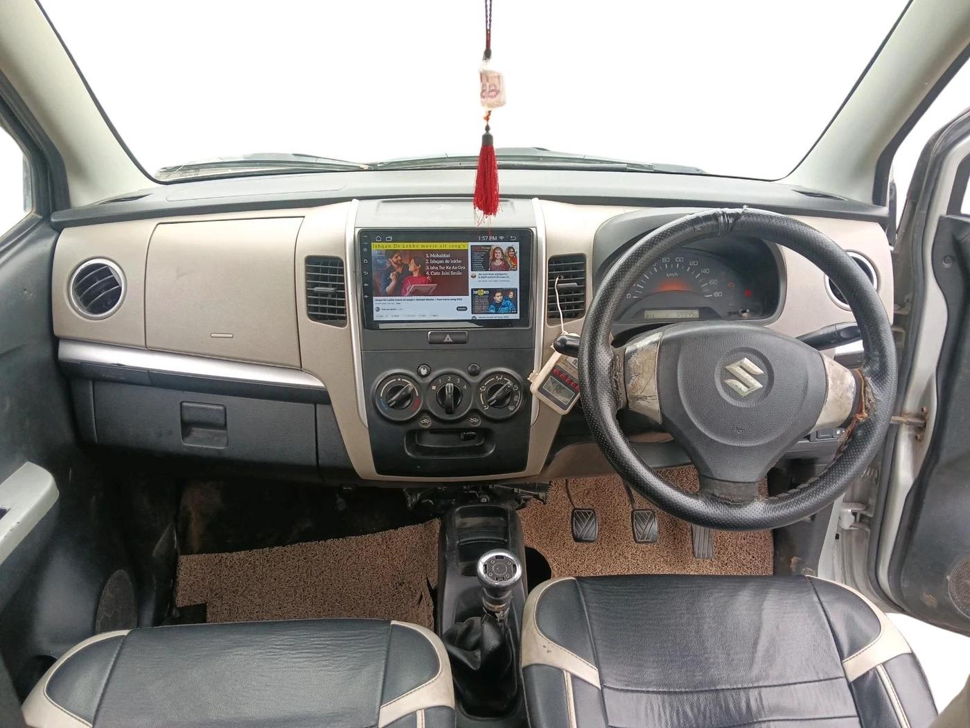 2016 Maruti Wagon R 1.0 LXI CNG, CNG, Manual, 99,945 km, interior