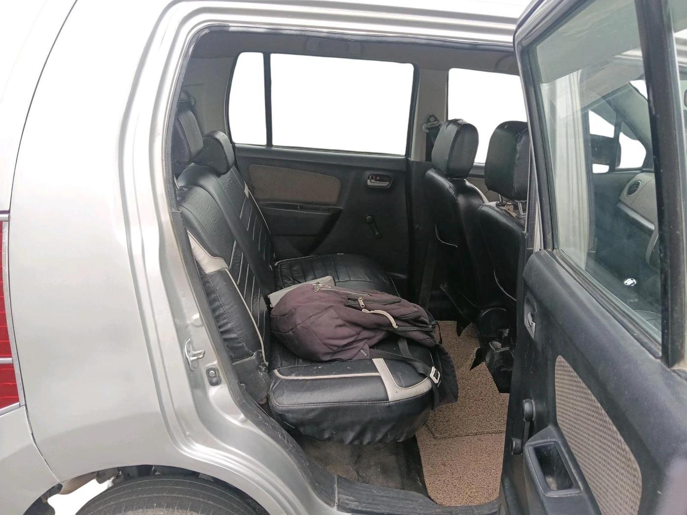 2016 Maruti Wagon R 1.0 LXI CNG, CNG, Manual, 99,945 km, interior