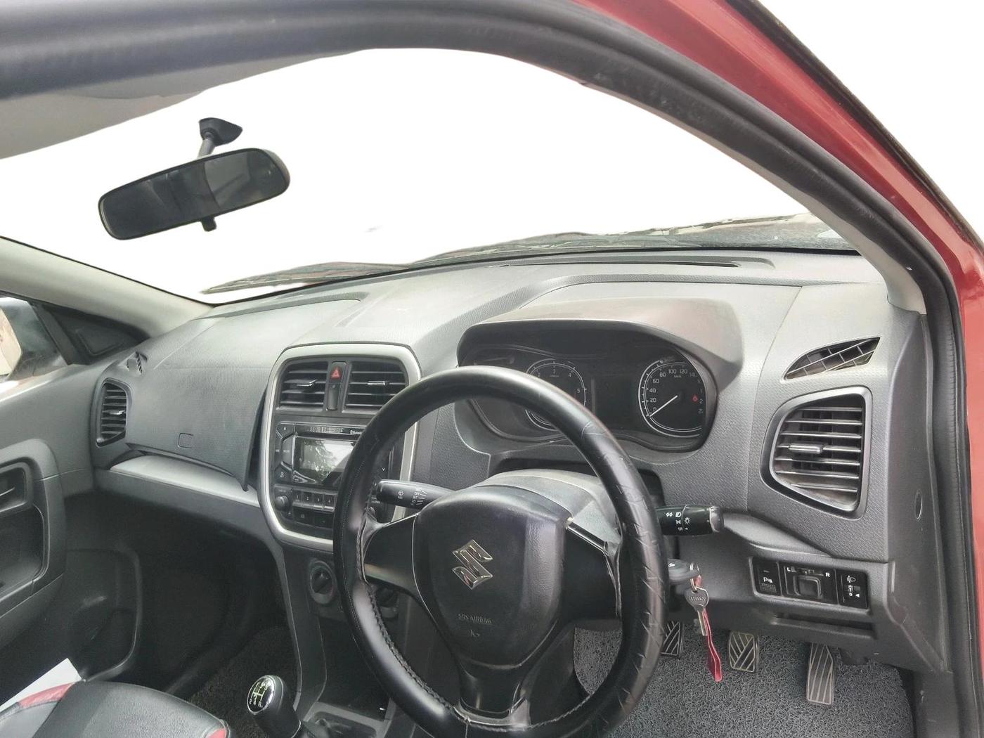 2016 Maruti Vitara Brezza VDI (O), Diesel, Manual, 1,13,166 km, interior