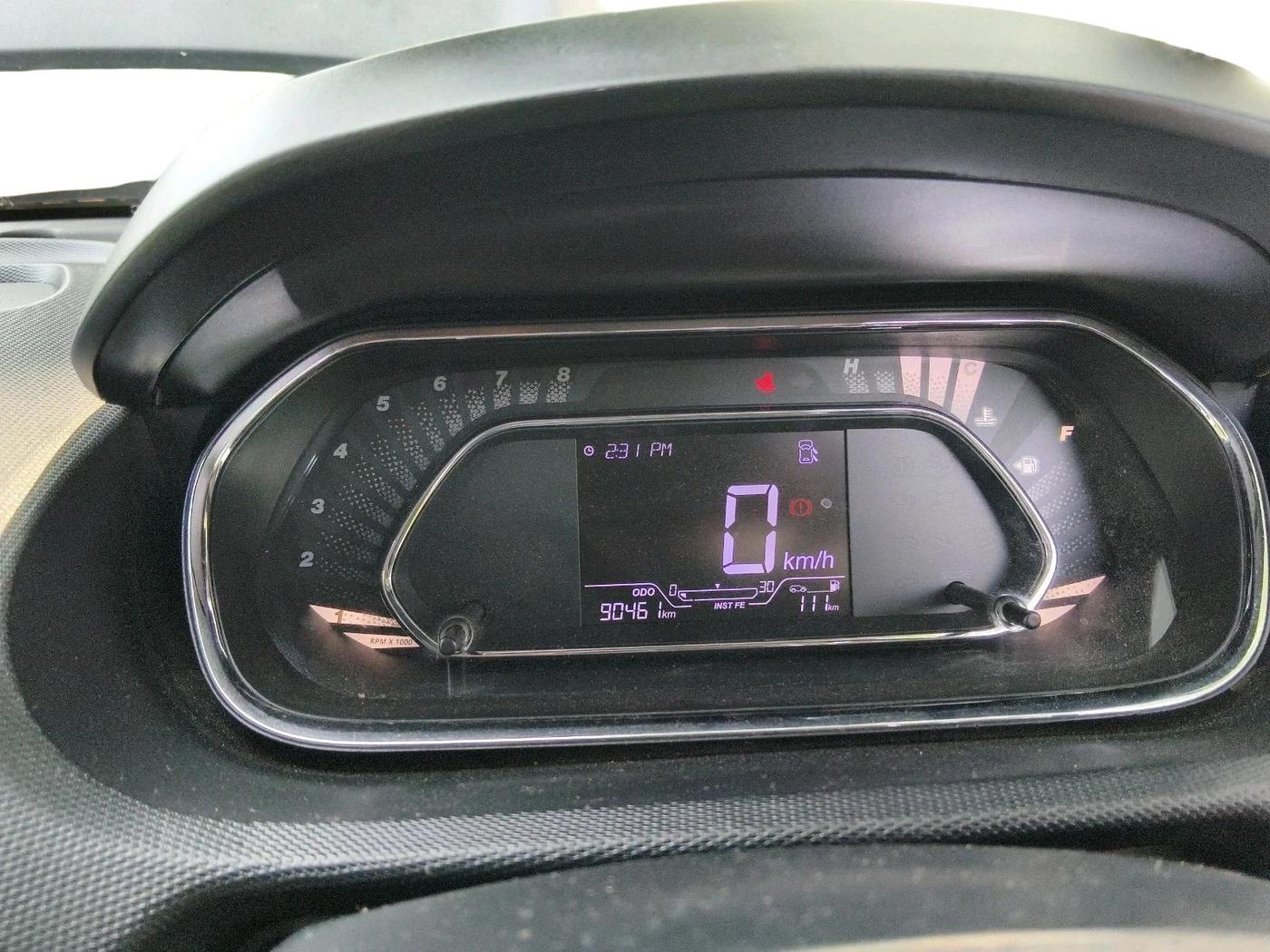 2022 Tata TIAGO NRG XZ MT, Petrol, Manual, 90,461 km, interior