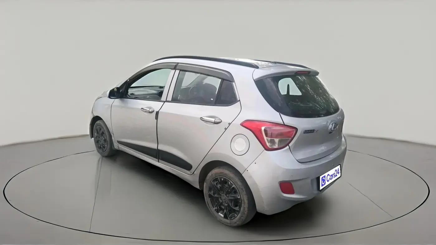 2016 Hyundai Grand i10 SPORTZ 1.2 KAPPA VTVT, CNG, Manual, 1,15,900 km, exterior