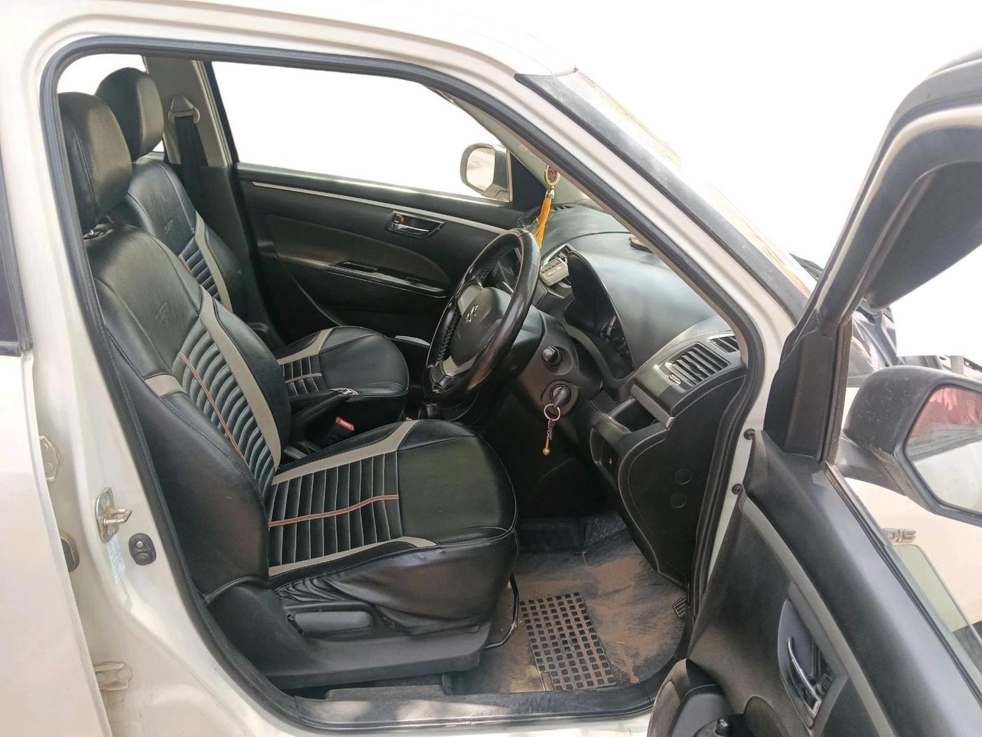 2017 Maruti Swift VDI, Diesel, Manual, 1,52,056 km, interior