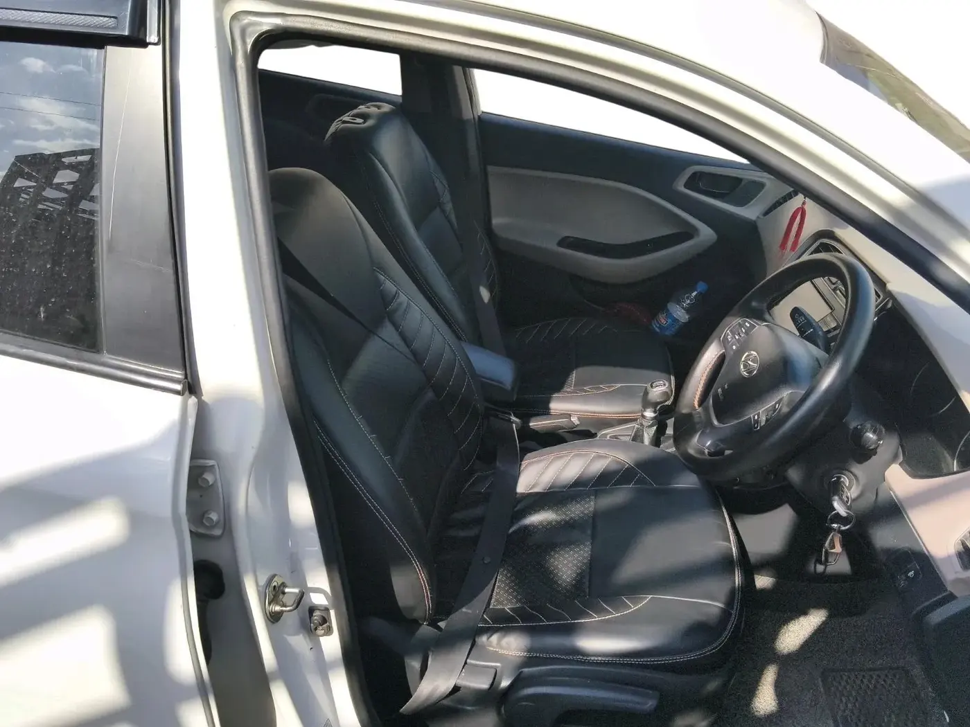 2019 Hyundai Elite i20 SPORTZ PLUS 1.2, Petrol, Manual, 1,10,938 km, interior