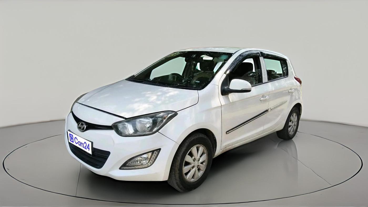 2013 Hyundai i20 SPORTZ 1.2, Petrol, Manual, 75,038 km, exterior