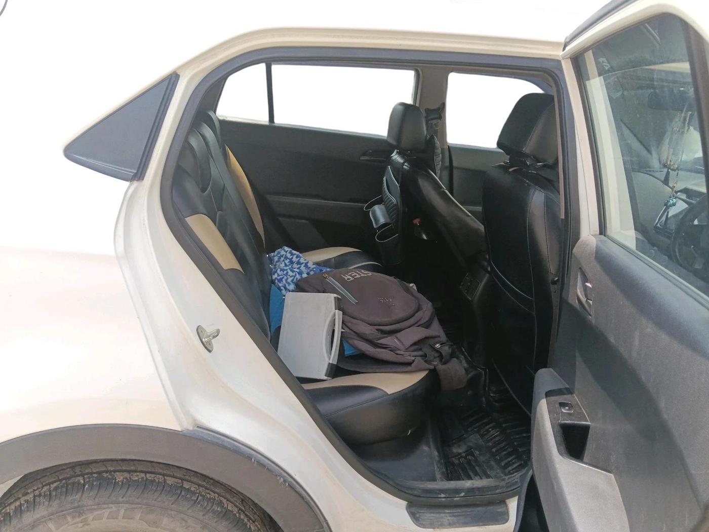 2018 Hyundai Creta E PLUS 1.4 DIESEL, Diesel, Manual, 1,00,233 km, interior